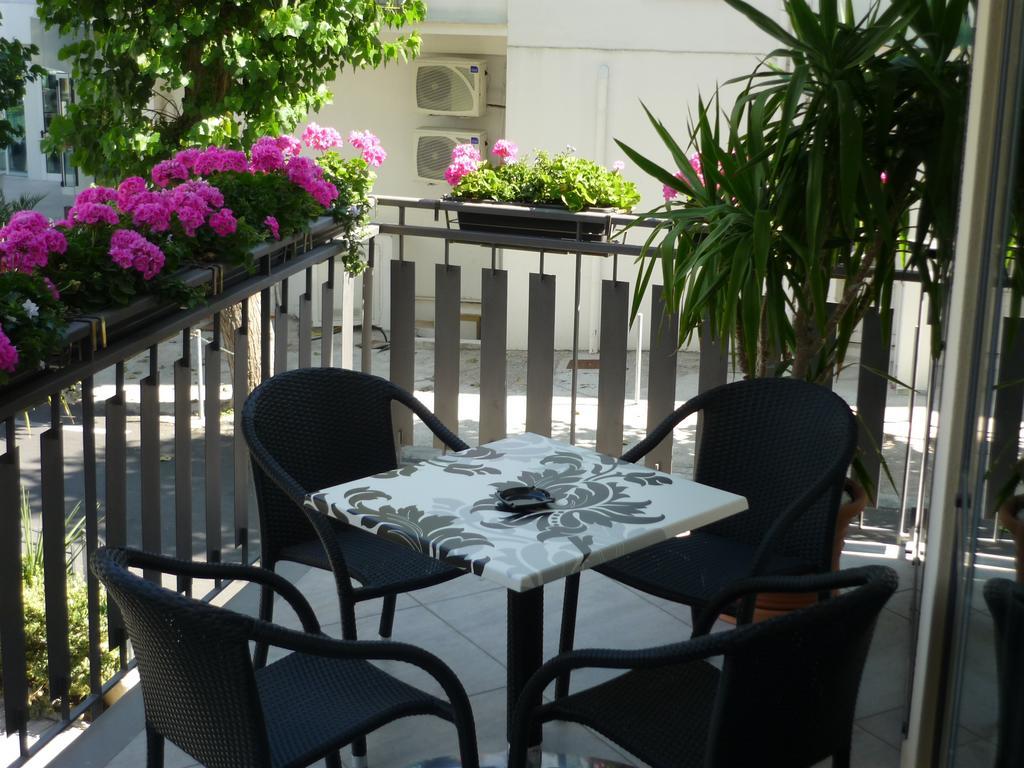 Blu Star Hotel Gabicce Mare Exterior photo